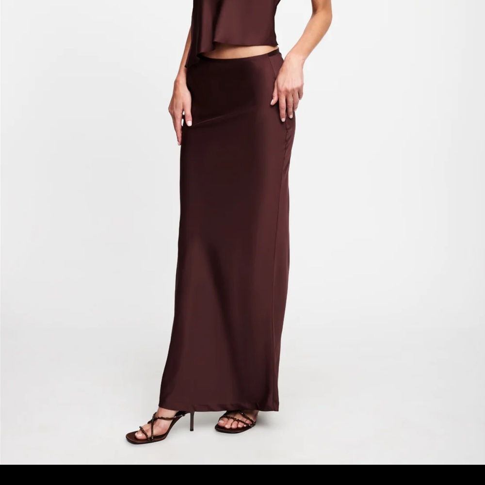 Lioness skirt